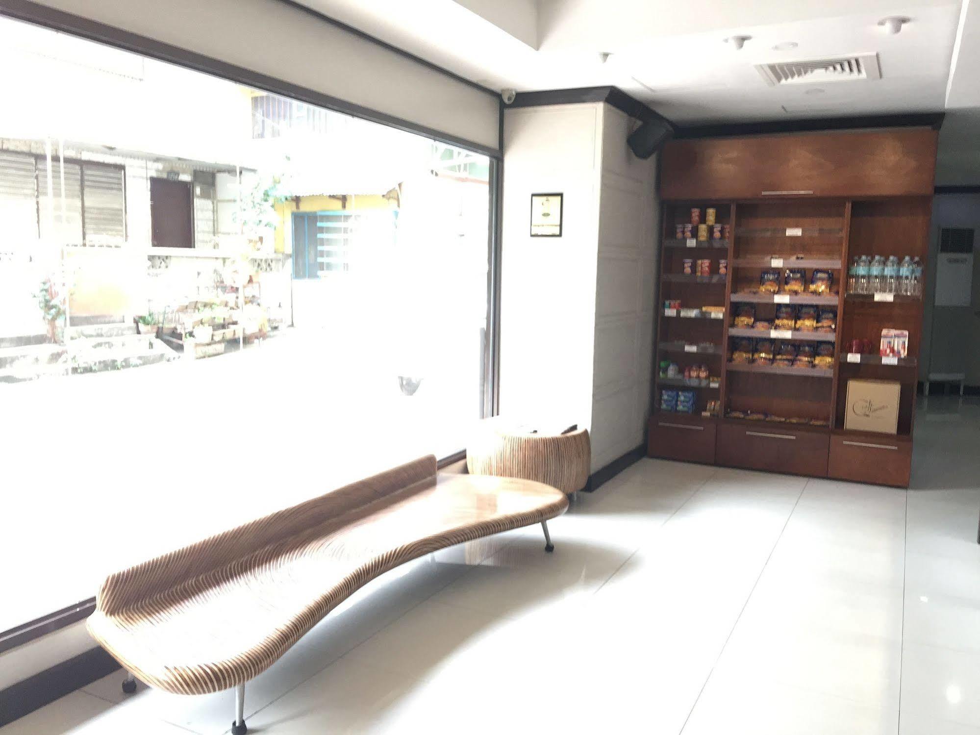 金色山谷酒店 宿务 外观 照片